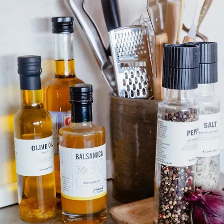 Between Toes At Hejlsminde 하일스