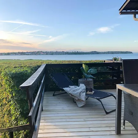 Between Toes At Hejlsminde * Hejls