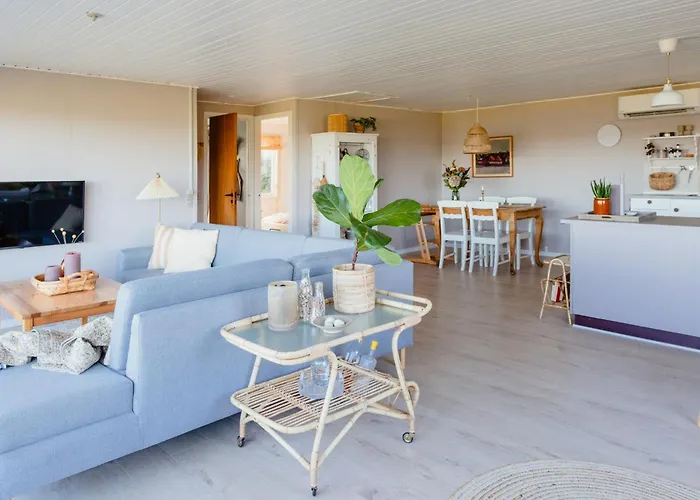 Between Toes At Hejlsminde *